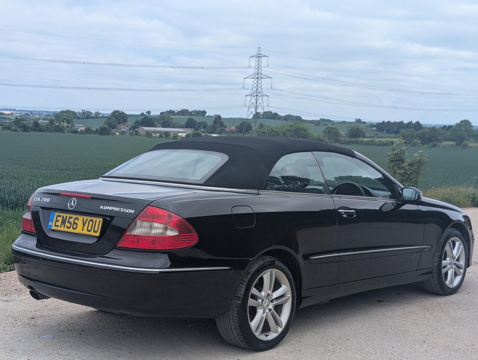Mercedes-Benz CLK 1.8 CLK200 Kompressor Avantgarde Cabriolet 2dr Petrol Automatic (214 g/km, 163 bhp)