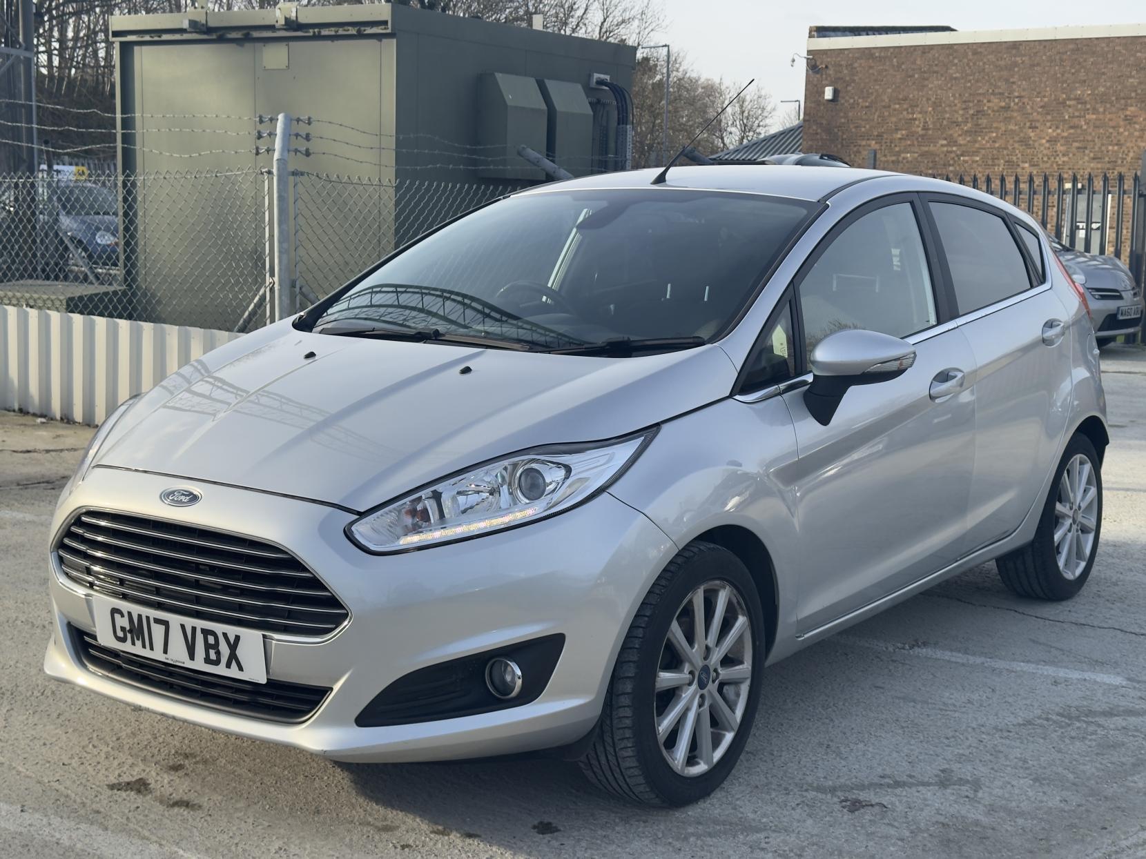 Ford Fiesta 1.0T EcoBoost Titanium Hatchback 5dr Petrol Powershift Euro 6 (100 ps)