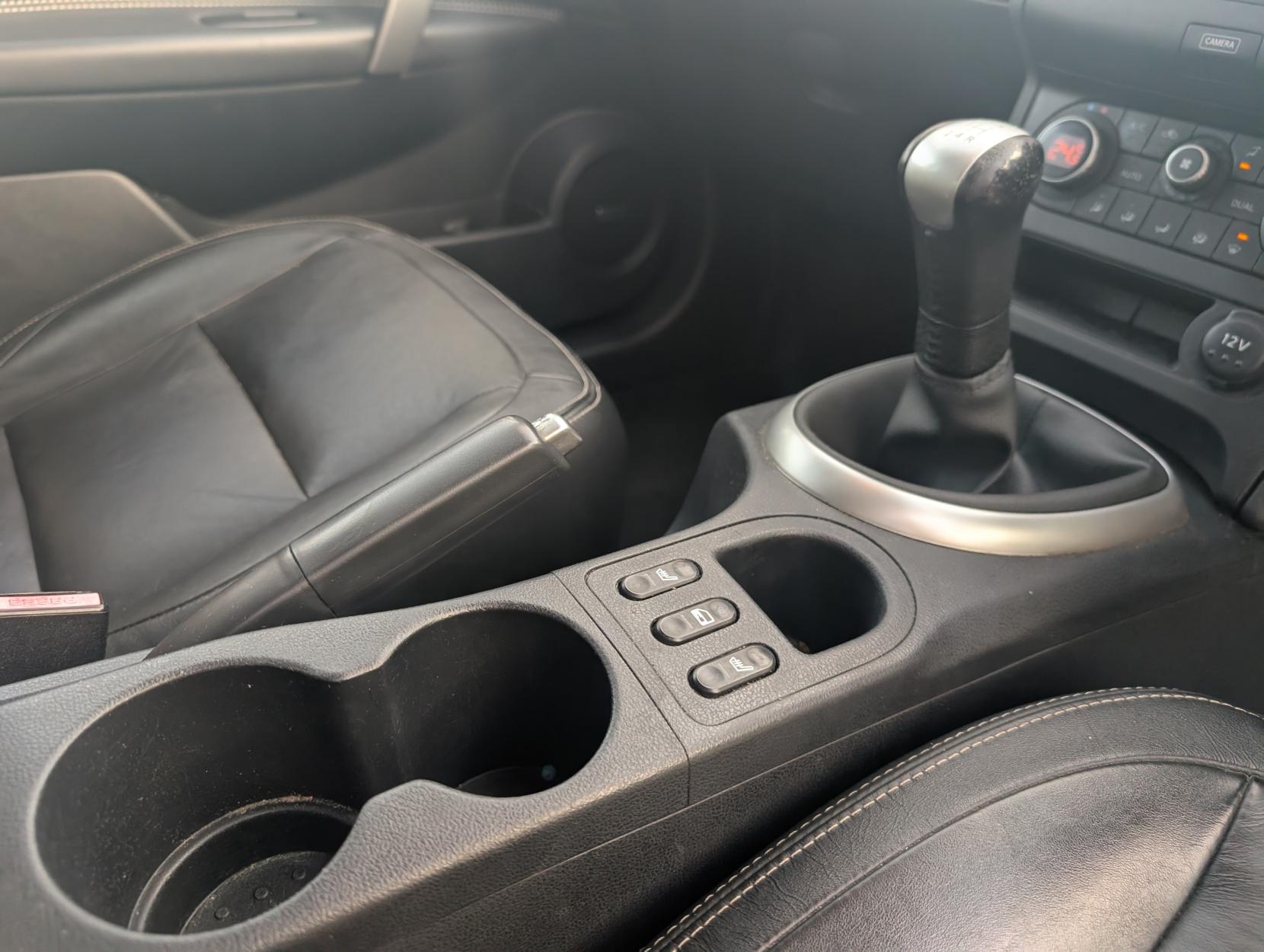 Nissan Qashqai 1.6 Tekna SUV 5dr Petrol Manual 2WD Euro 5 (117 ps)