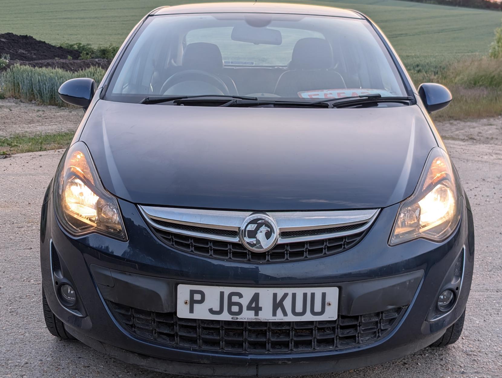 Vauxhall Corsa 1.4 16V SE Hatchback 5dr Petrol Manual Wide Ratio Euro 5 (100 ps)