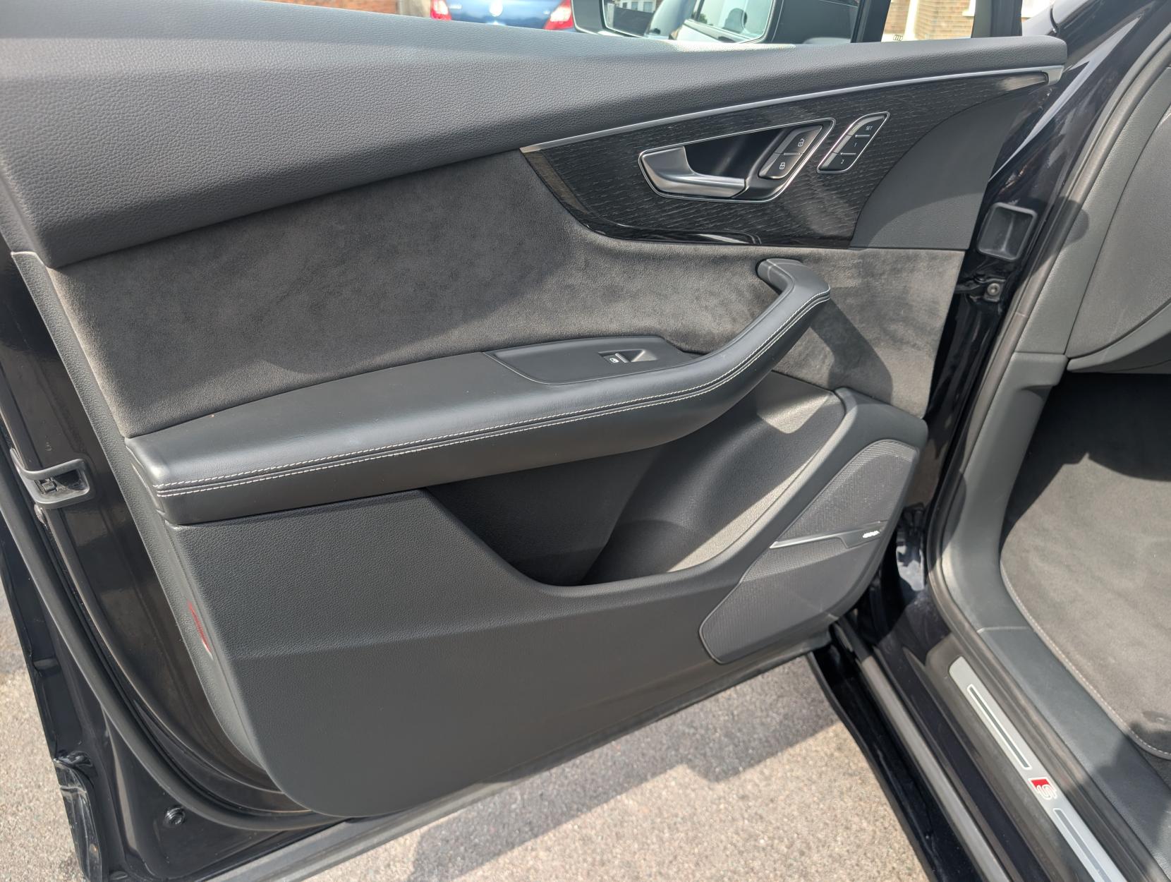 Audi SQ7 4.0 TDI V8 Vorsprung SUV 5dr Diesel Tiptronic quattro Euro 6 (s/s) (435 ps)