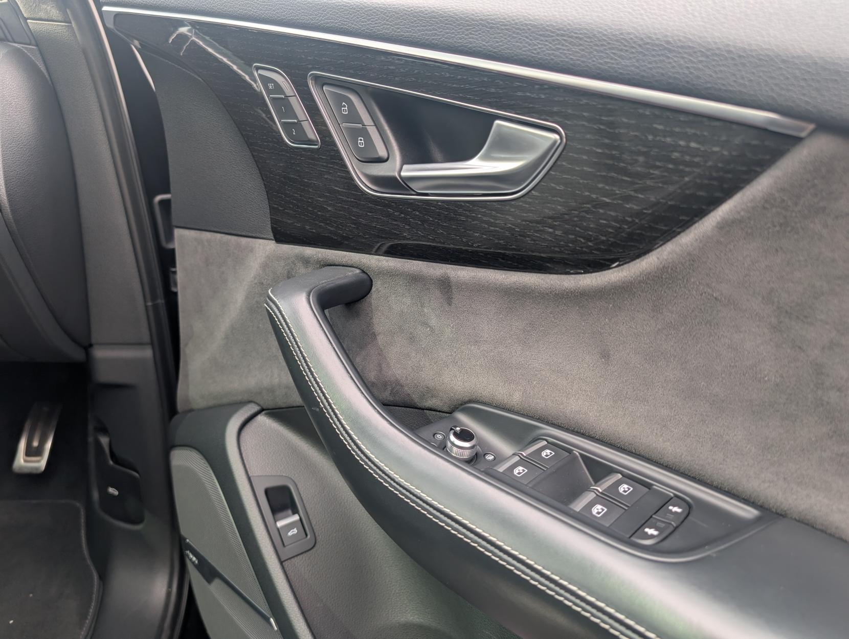 Audi SQ7 4.0 TDI V8 Vorsprung SUV 5dr Diesel Tiptronic quattro Euro 6 (s/s) (435 ps)