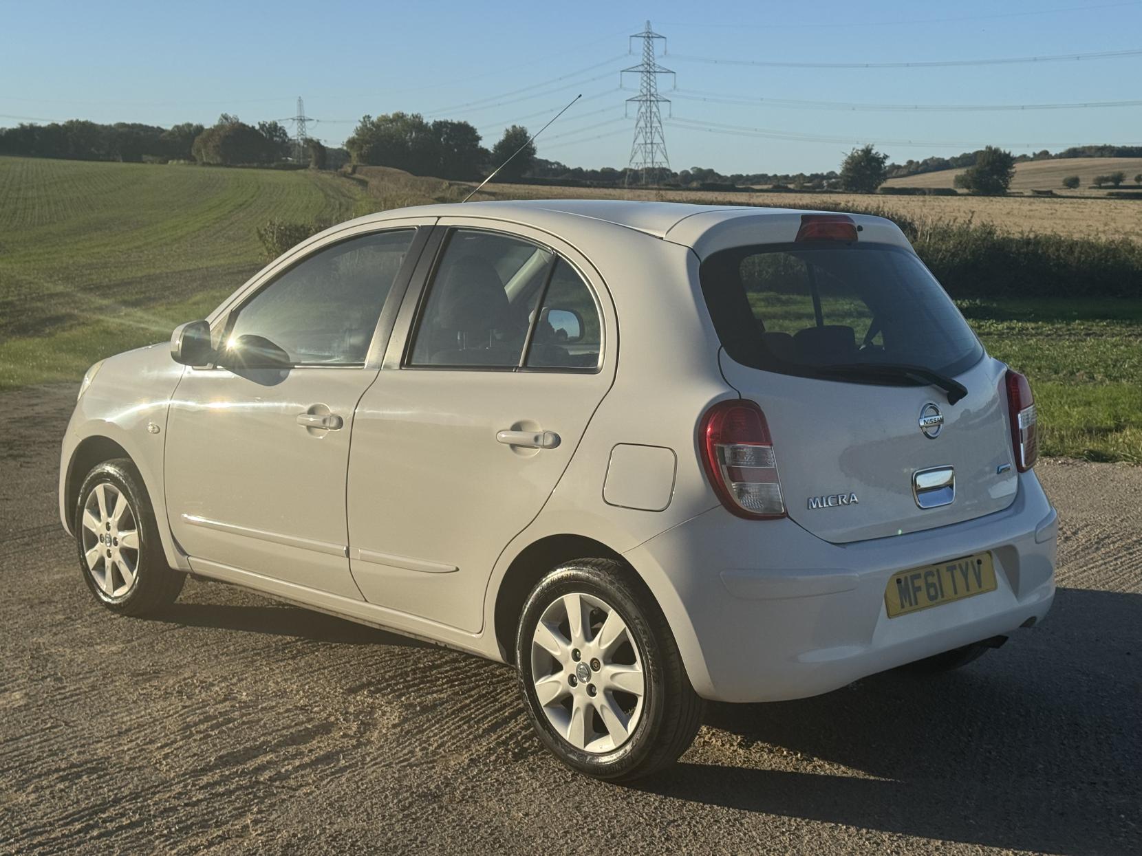 Nissan Micra 1.2 12V Acenta Hatchback 5dr Petrol CVT Euro 5 (80 ps)
