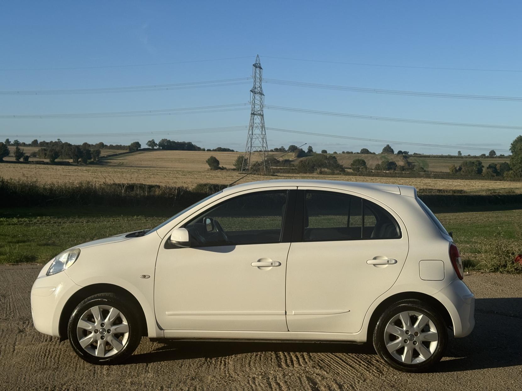 Nissan Micra 1.2 12V Acenta Hatchback 5dr Petrol CVT Euro 5 (80 ps)