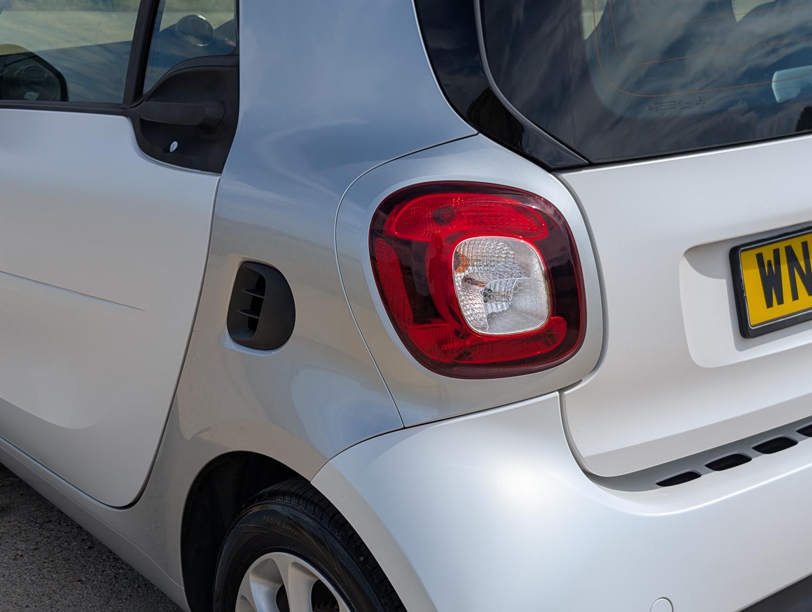 Smart fortwo 1.0 Passion Coupe 2dr Petrol Manual Euro 6 (s/s) (71 ps)