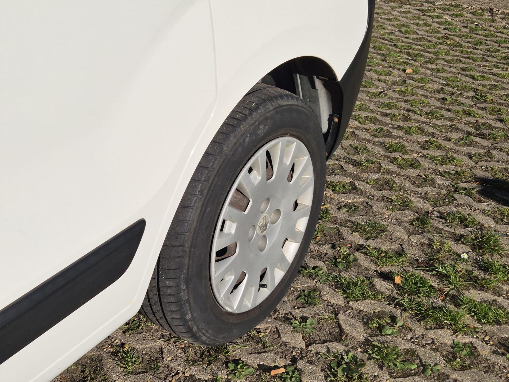 Peugeot Bipper 1.3 HDi SE Panel Van 3dr Diesel Manual FWD L1 H1 (119 g/km, 75 bhp)