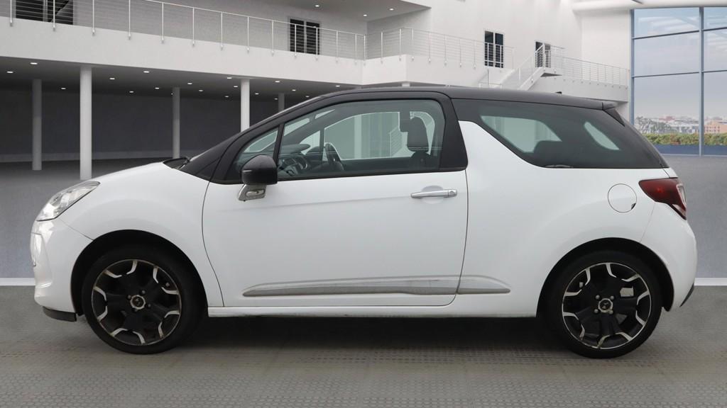 DS AUTOMOBILES DS 3 1.2 PureTech DStyle Hatchback 3dr Petrol Manual Euro 6 (82 ps)