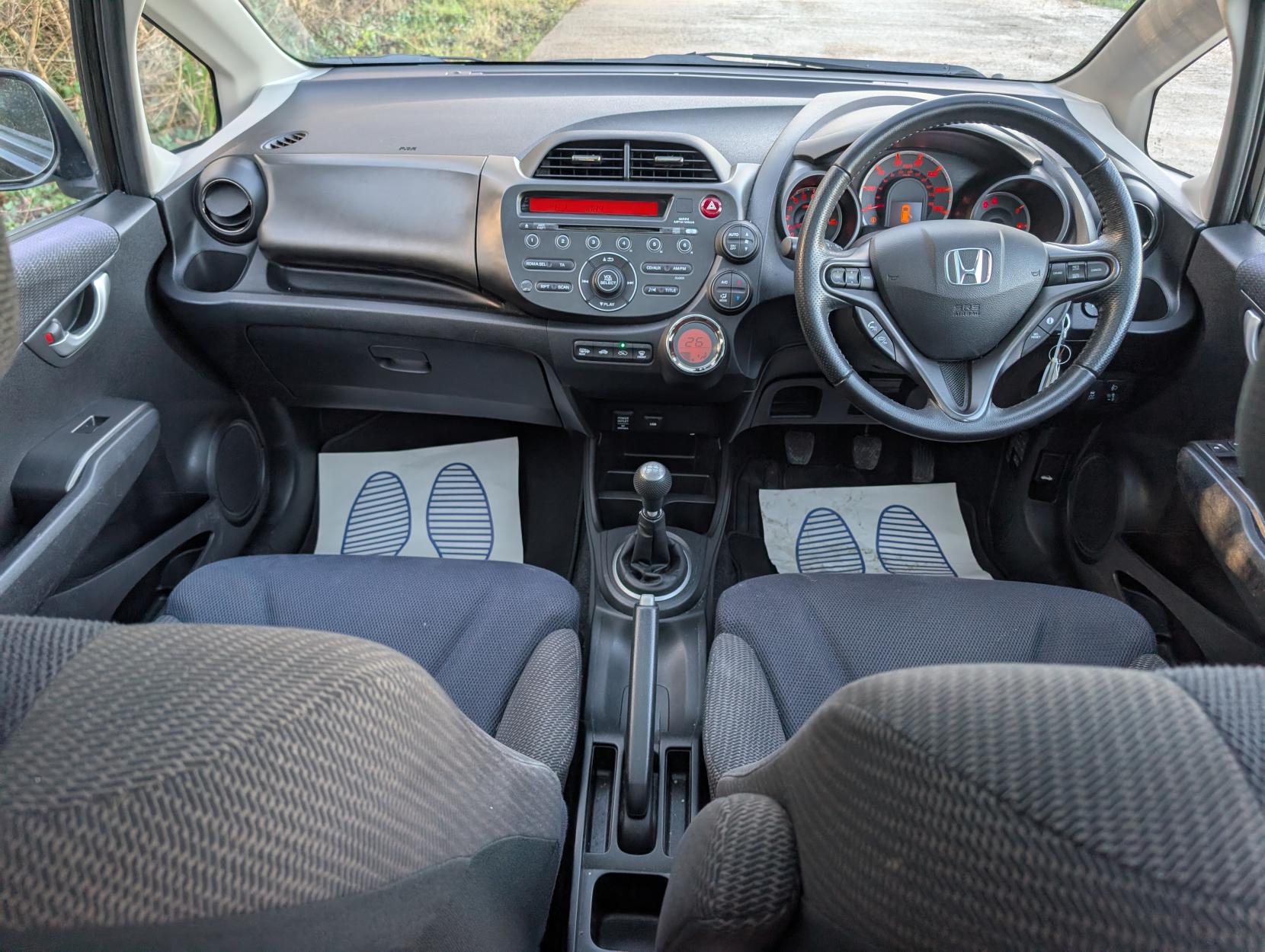 Honda Jazz 1.4 i-VTEC EX Hatchback 5dr Petrol Manual Euro 5 (99 ps)