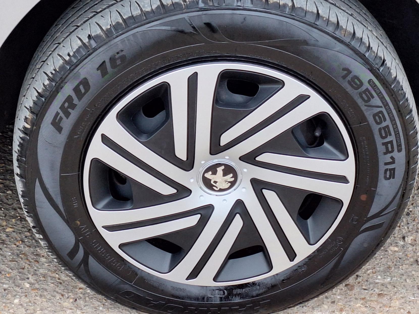 Peugeot Partner 1.6 BlueHDi 651 Professional Panel Van 5dr Diesel Manual L1 (112 g/km, 73.97 bhp)