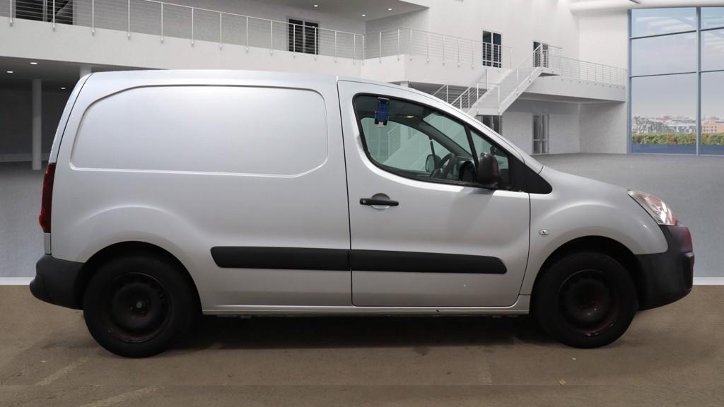 Peugeot Partner 1.6 BlueHDi 651 Professional Panel Van 5dr Diesel Manual L1 (112 g/km, 73.97 bhp)