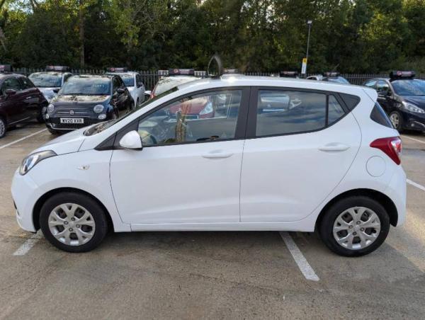 Hyundai i10 1.0 SE Hatchback 5dr Petrol Manual Euro 6 (66 ps)