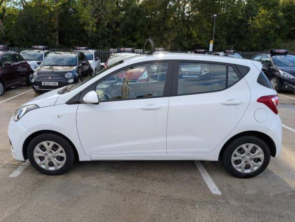 Hyundai i10 1.0 SE Hatchback 5dr Petrol Manual Euro 6 (66 ps)
