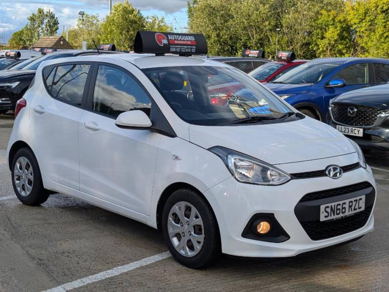 Hyundai i10 1.0 SE Hatchback 5dr Petrol Manual Euro 6 (66 ps)
