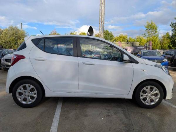 Hyundai i10 1.0 SE Hatchback 5dr Petrol Manual Euro 6 (66 ps)