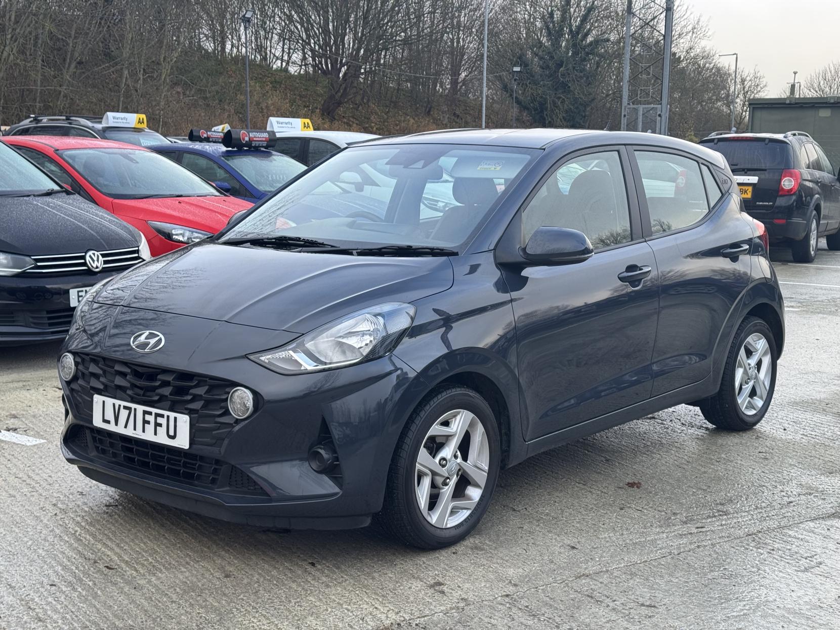 Hyundai i10 1.0 SE Connect Hatchback 5dr Petrol Auto Euro 6 (s/s) (67 ps)