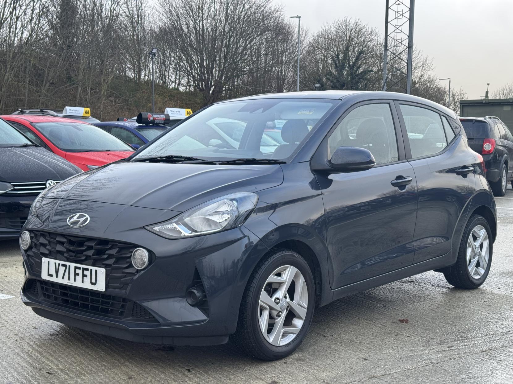 Hyundai i10 1.0 SE Connect Hatchback 5dr Petrol Auto Euro 6 (s/s) (67 ps)