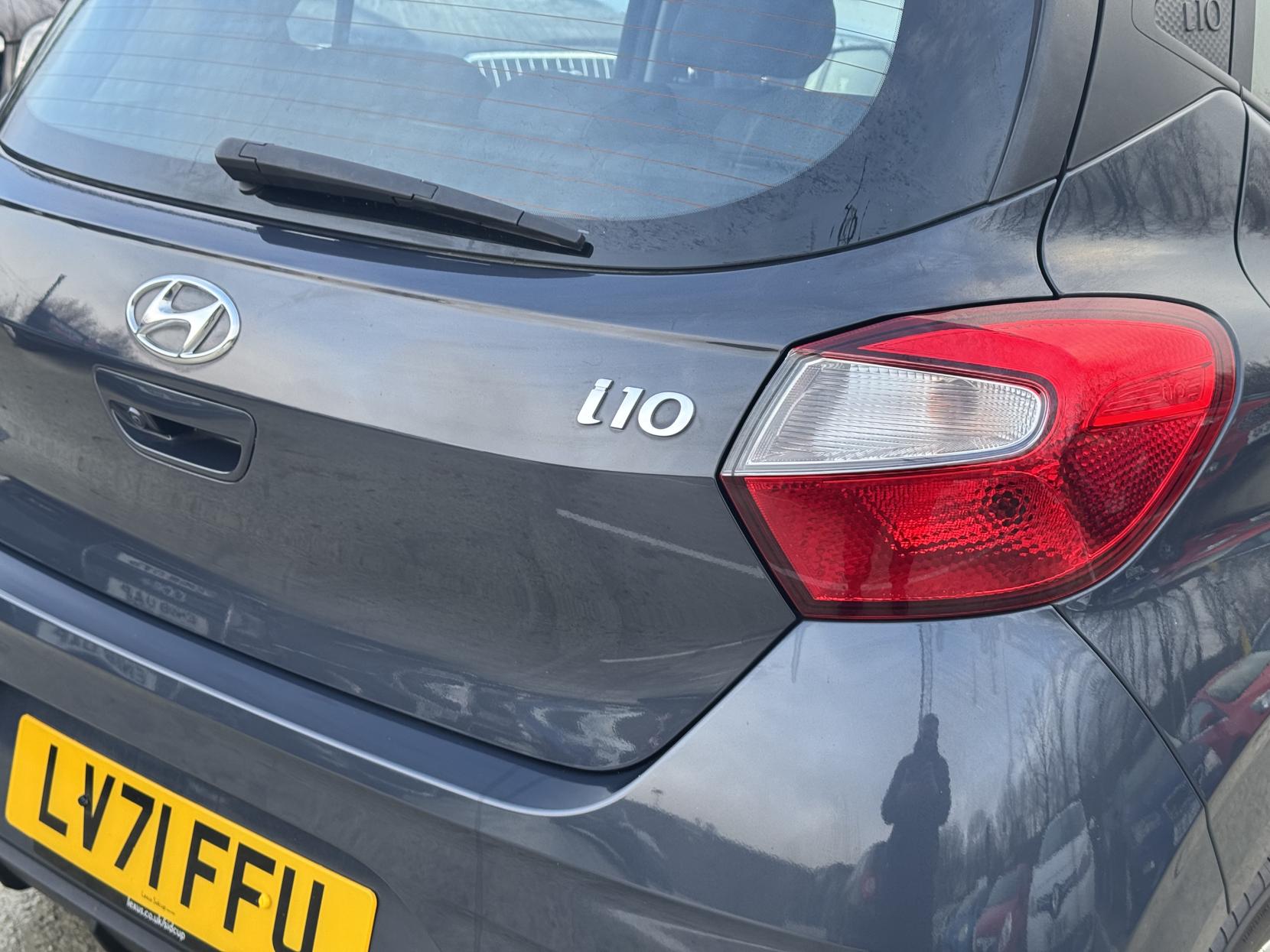 Hyundai i10 1.0 SE Connect Hatchback 5dr Petrol Auto Euro 6 (s/s) (67 ps)