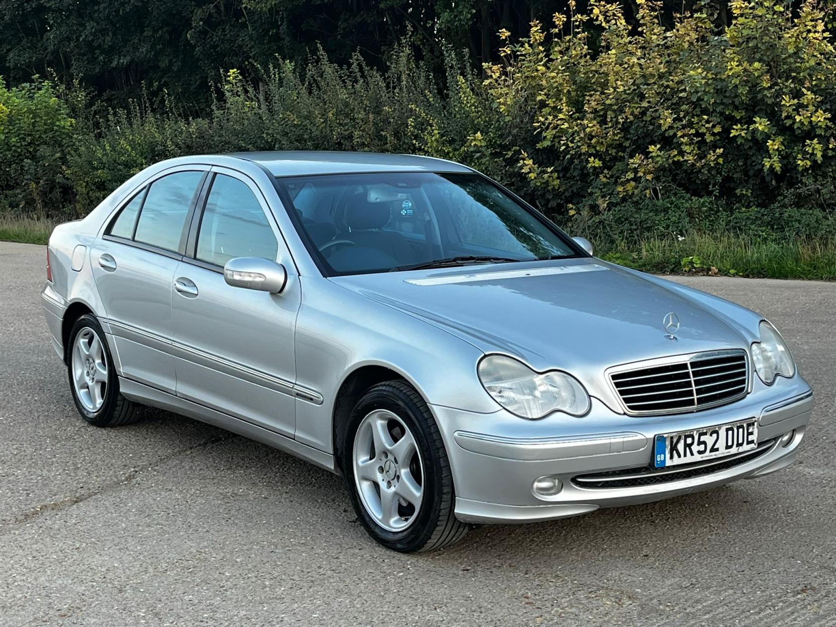 Mercedes-Benz C Class 2.6 C240 Avantgarde SE Saloon 4dr Petrol Automatic (256 g/km, 170 bhp)