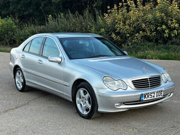 Mercedes-Benz C Class 2.6 C240 Avantgarde SE Saloon 4dr Petrol Automatic (256 g/km, 170 bhp)