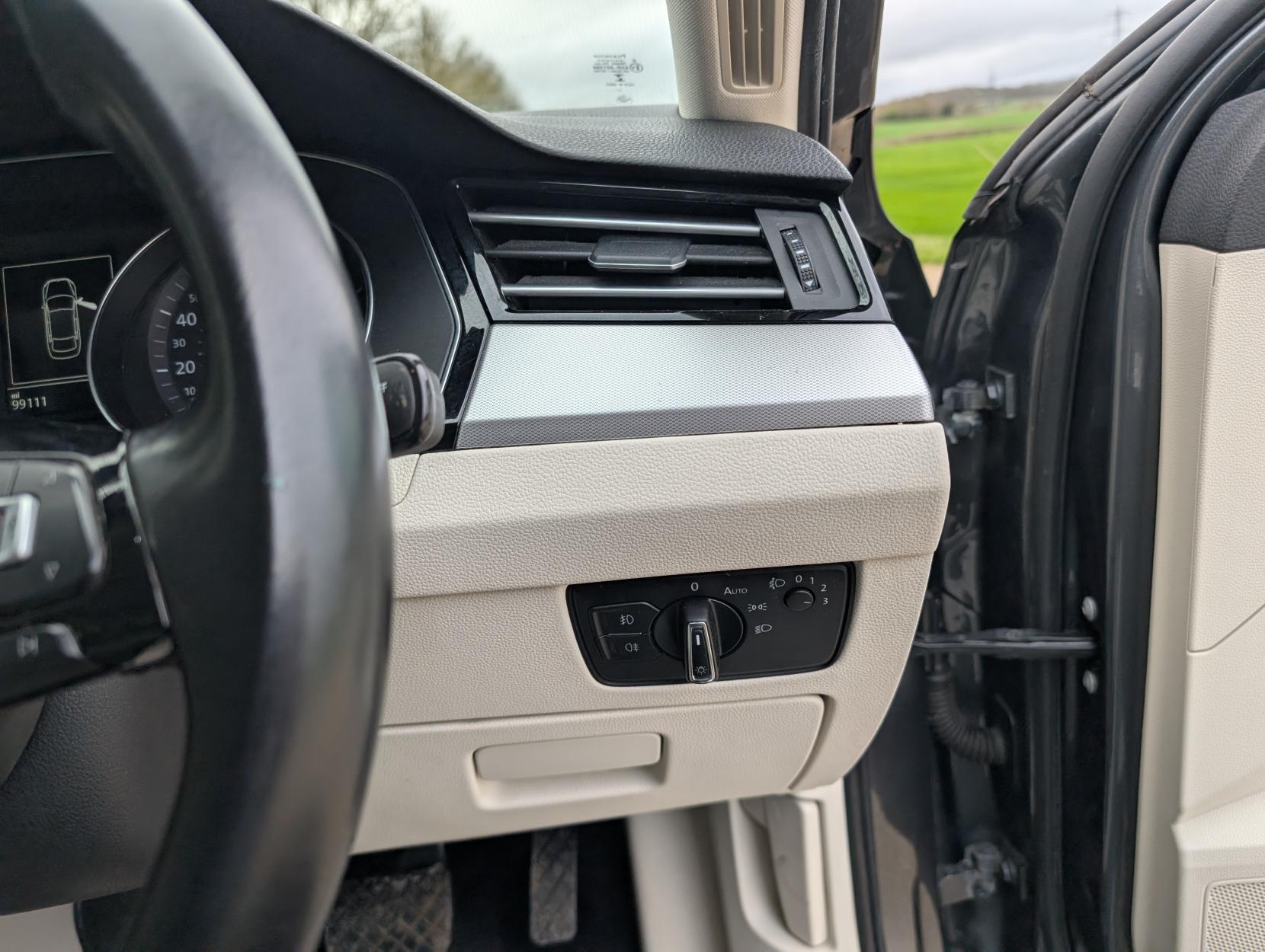 Volkswagen Passat 2.0 TDI BlueMotion Tech SE Business Saloon 4dr Diesel DSG Euro 6 (s/s) (150 ps)