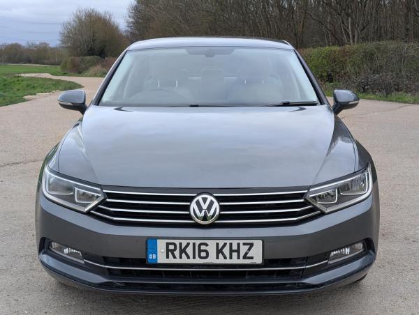 Volkswagen Passat 2.0 TDI BlueMotion Tech SE Business Saloon 4dr Diesel DSG Euro 6 (s/s) (150 ps)