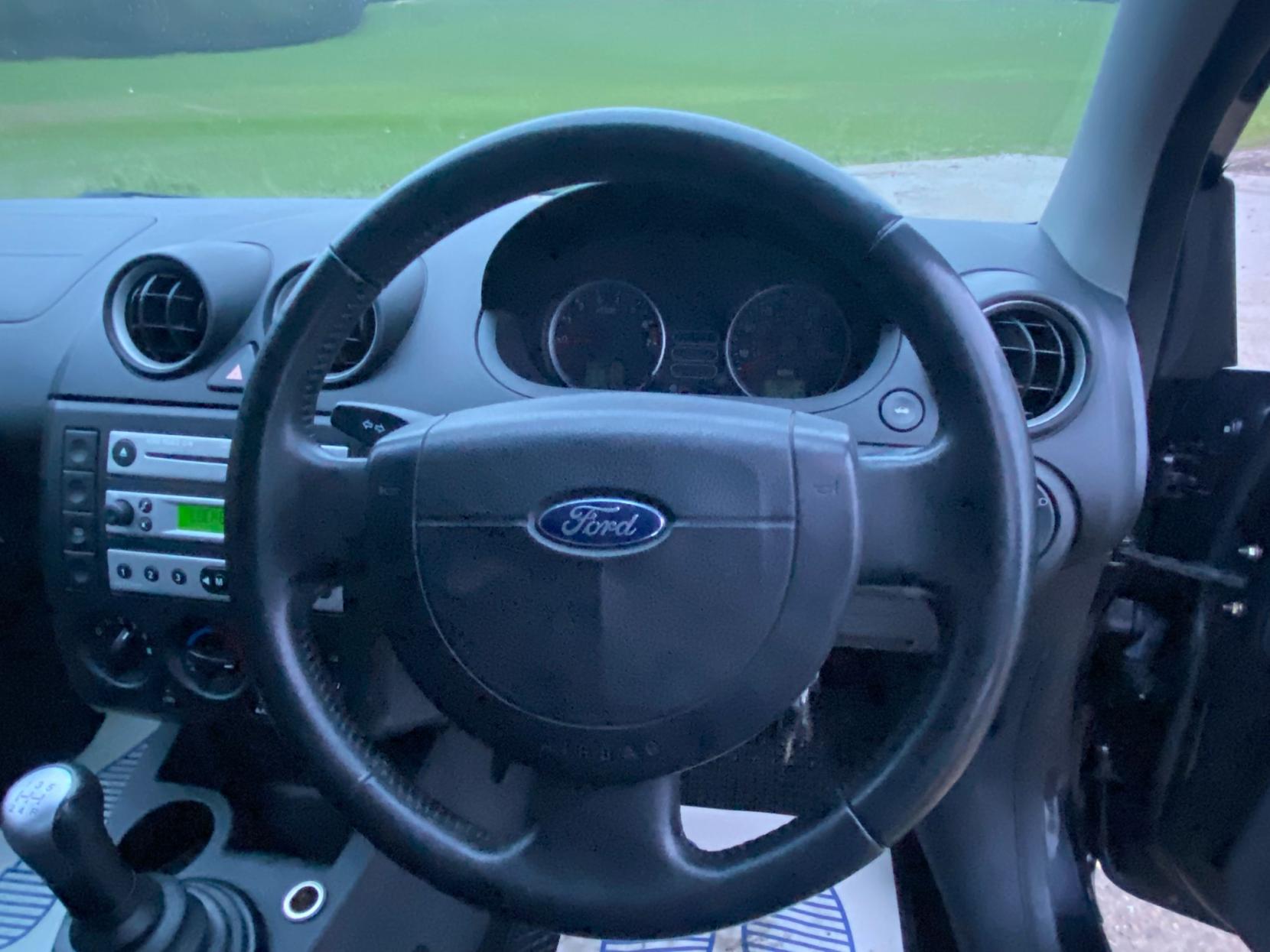 Ford Fiesta 1.4 Zetec Climate Hatchback 5dr Petrol Manual (154 g/km, 79 bhp)