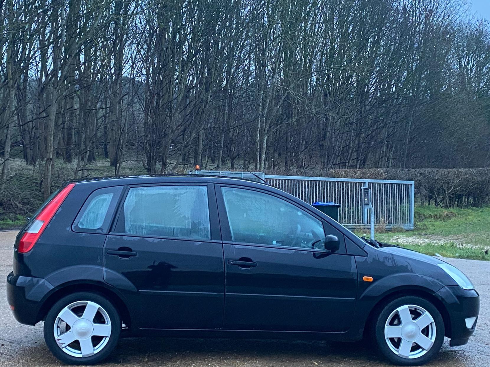 Ford Fiesta 1.4 Zetec Climate Hatchback 5dr Petrol Manual (154 g/km, 79 bhp)