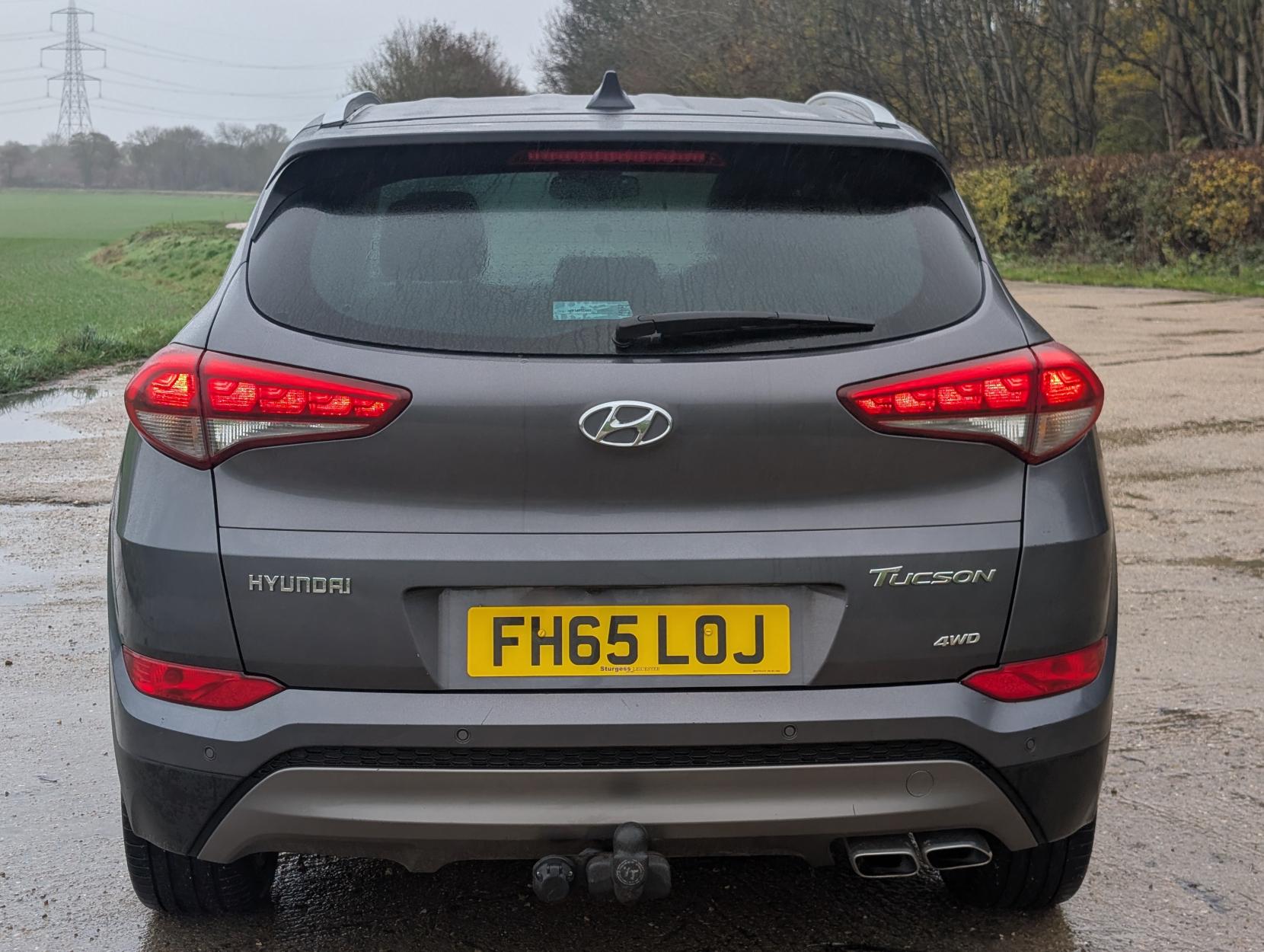 Hyundai TUCSON 2.0 CRDi Premium SUV 5dr Diesel Auto 4WD Euro 6 (185 ps)