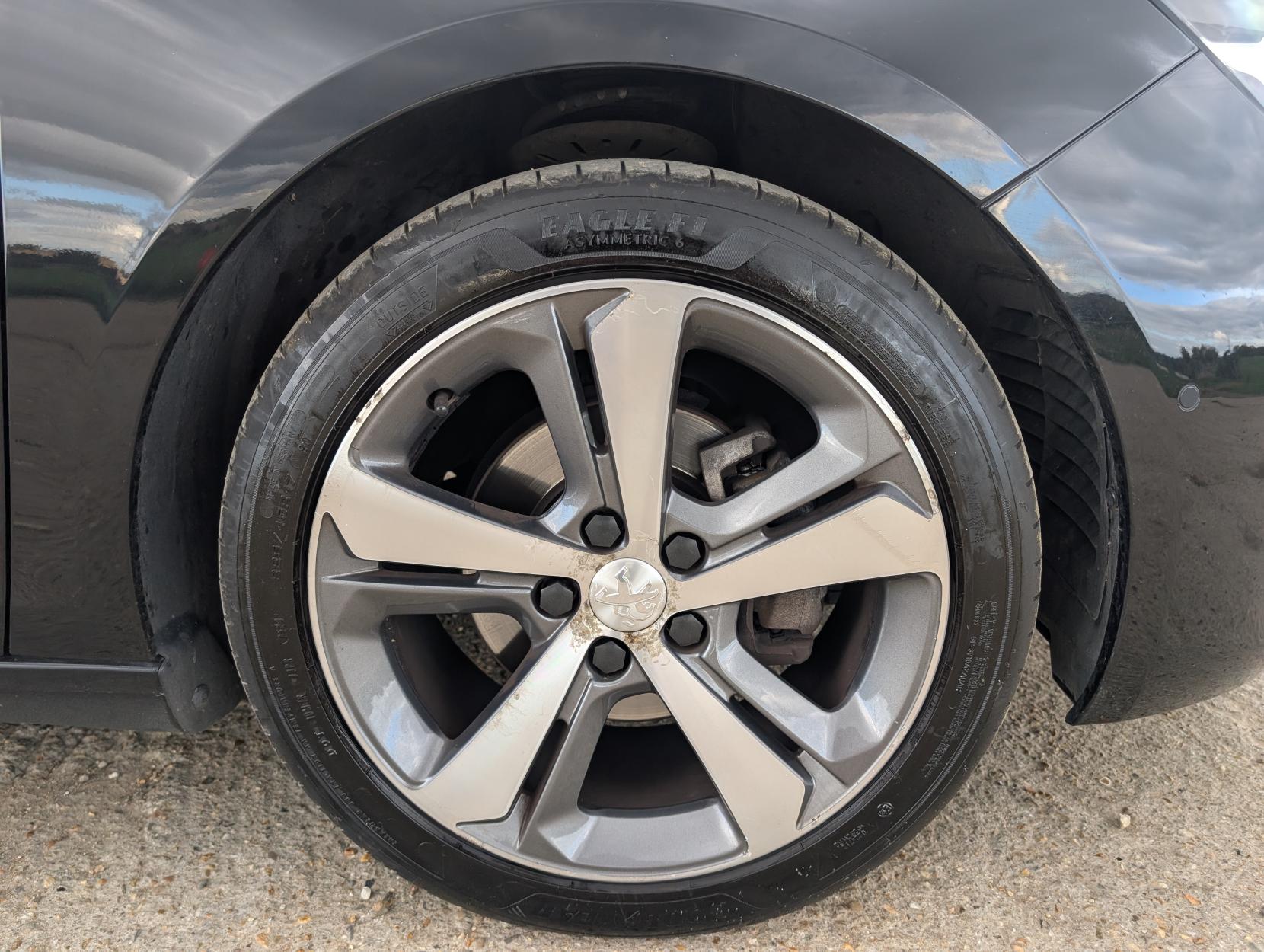 Peugeot 308 1.2 PureTech Tech Edition Hatchback 5dr Petrol Manual Euro 6 (s/s) (130 ps)