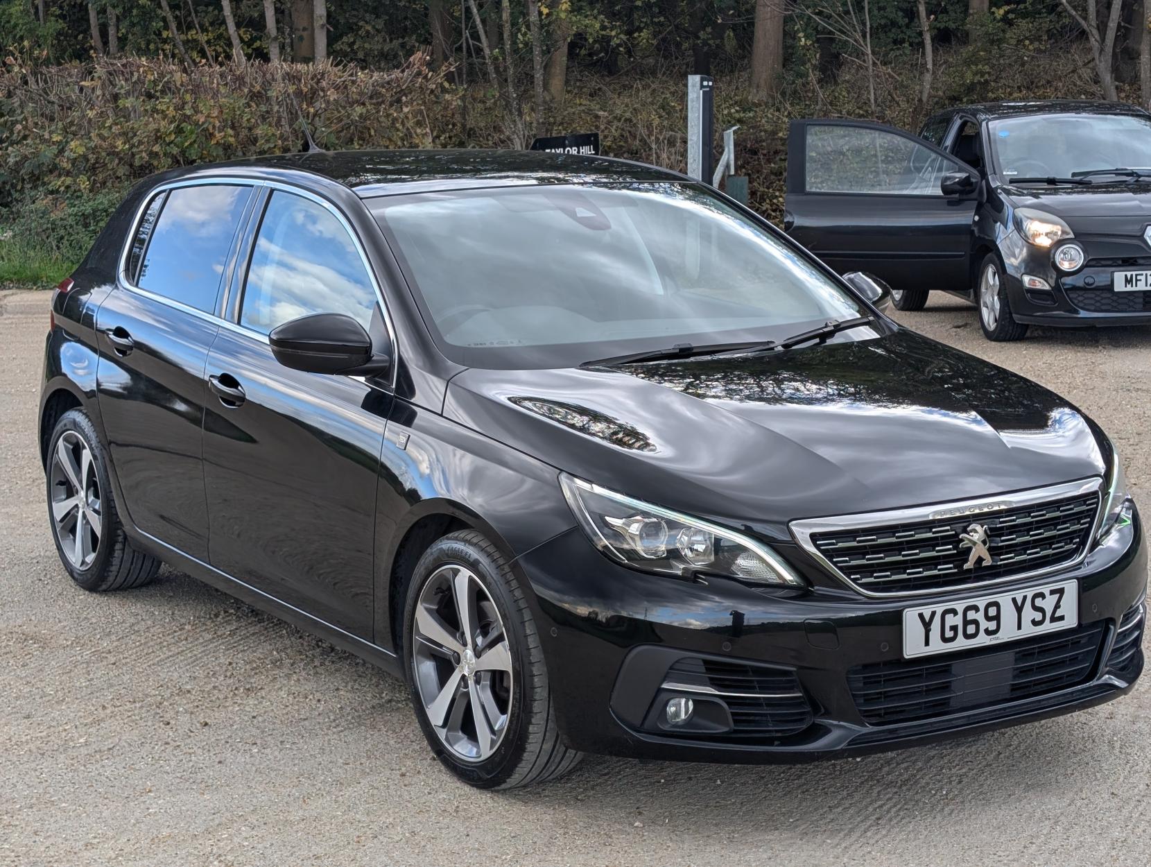 Peugeot 308 1.2 PureTech Tech Edition Hatchback 5dr Petrol Manual Euro 6 (s/s) (130 ps)