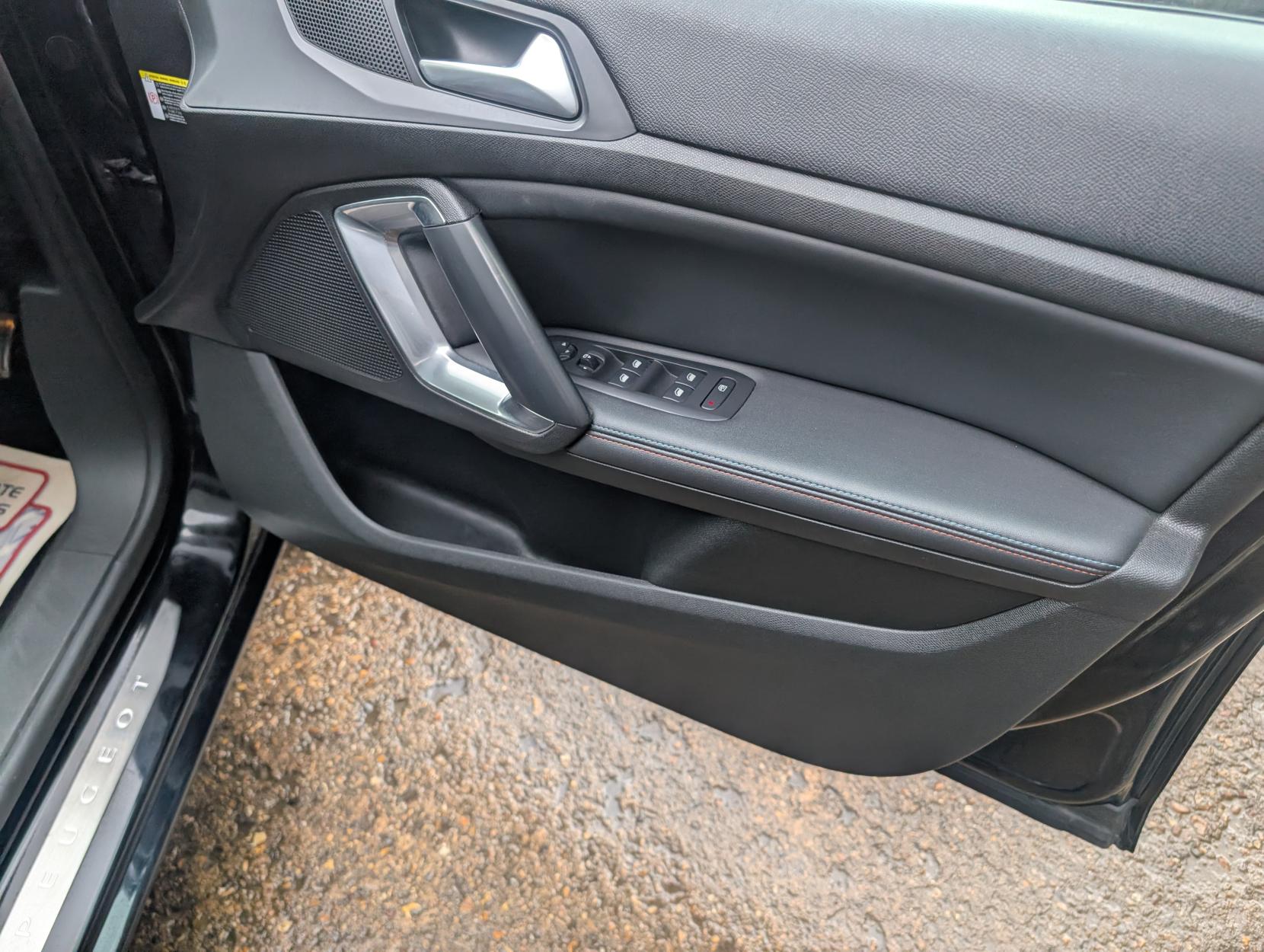 Peugeot 308 1.2 PureTech Tech Edition Hatchback 5dr Petrol Manual Euro 6 (s/s) (130 ps)