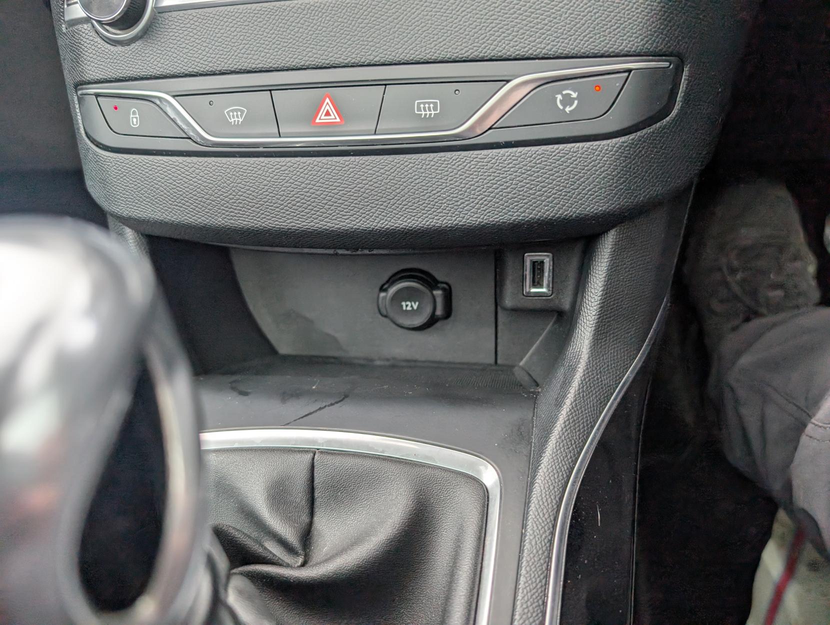 Peugeot 308 1.2 PureTech Tech Edition Hatchback 5dr Petrol Manual Euro 6 (s/s) (130 ps)