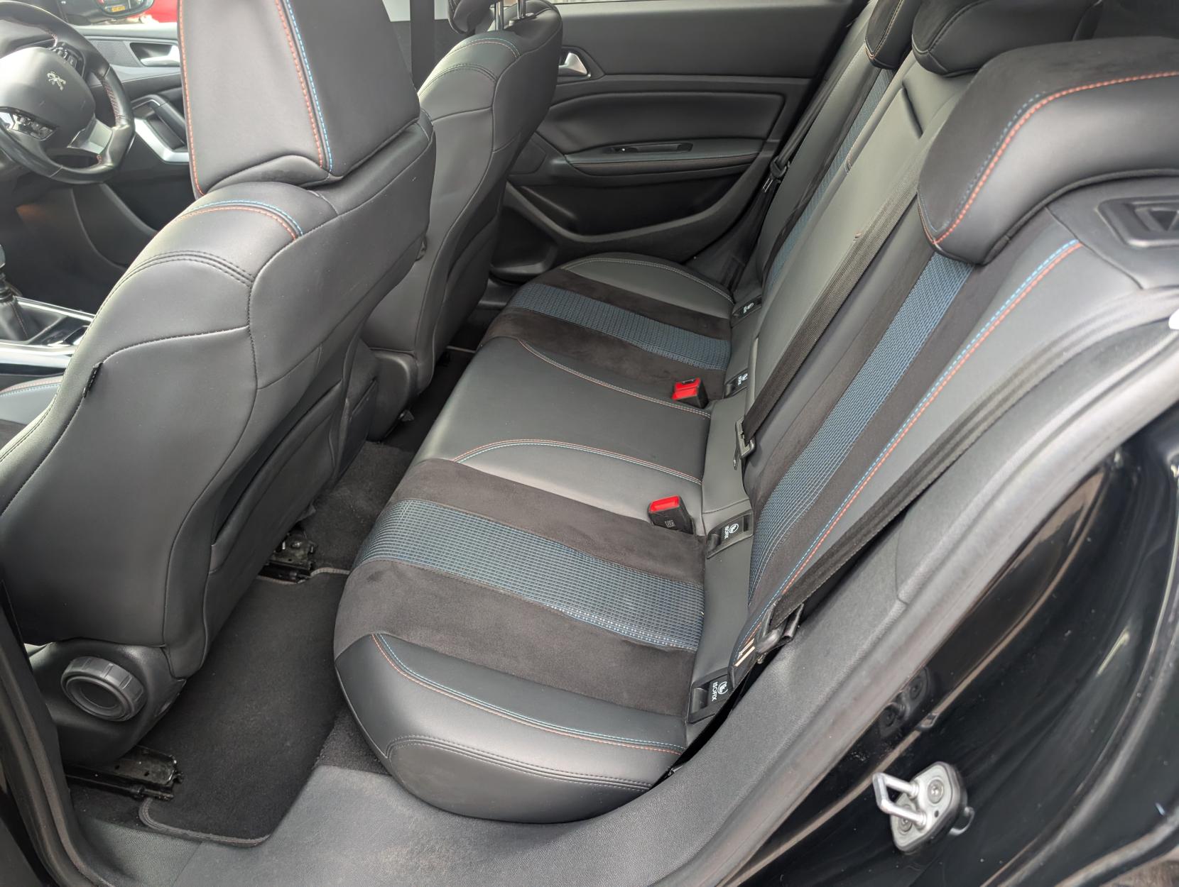 Peugeot 308 1.2 PureTech Tech Edition Hatchback 5dr Petrol Manual Euro 6 (s/s) (130 ps)
