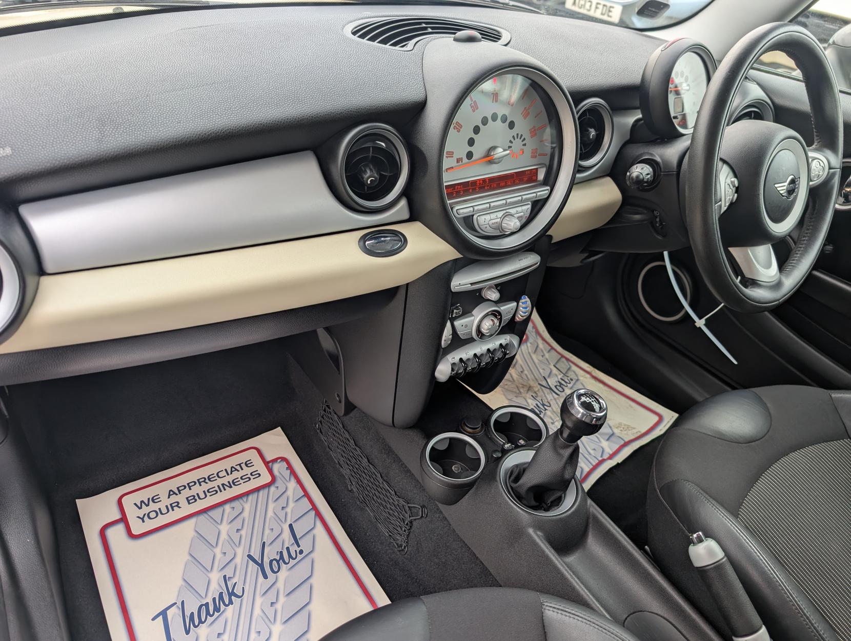 MINI Hatch 1.6 Cooper Hatchback 3dr Petrol Manual Euro 4 (120 ps)