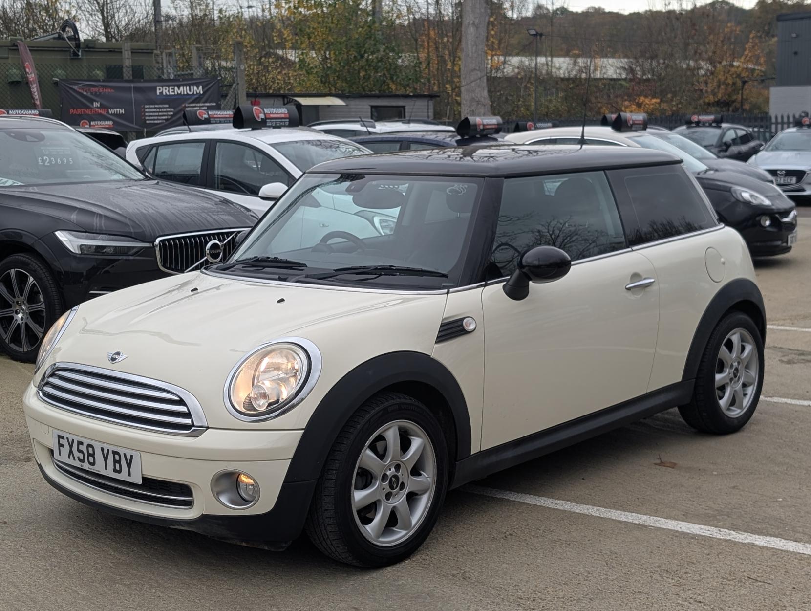 MINI Hatch 1.6 Cooper Hatchback 3dr Petrol Manual Euro 4 (120 ps)