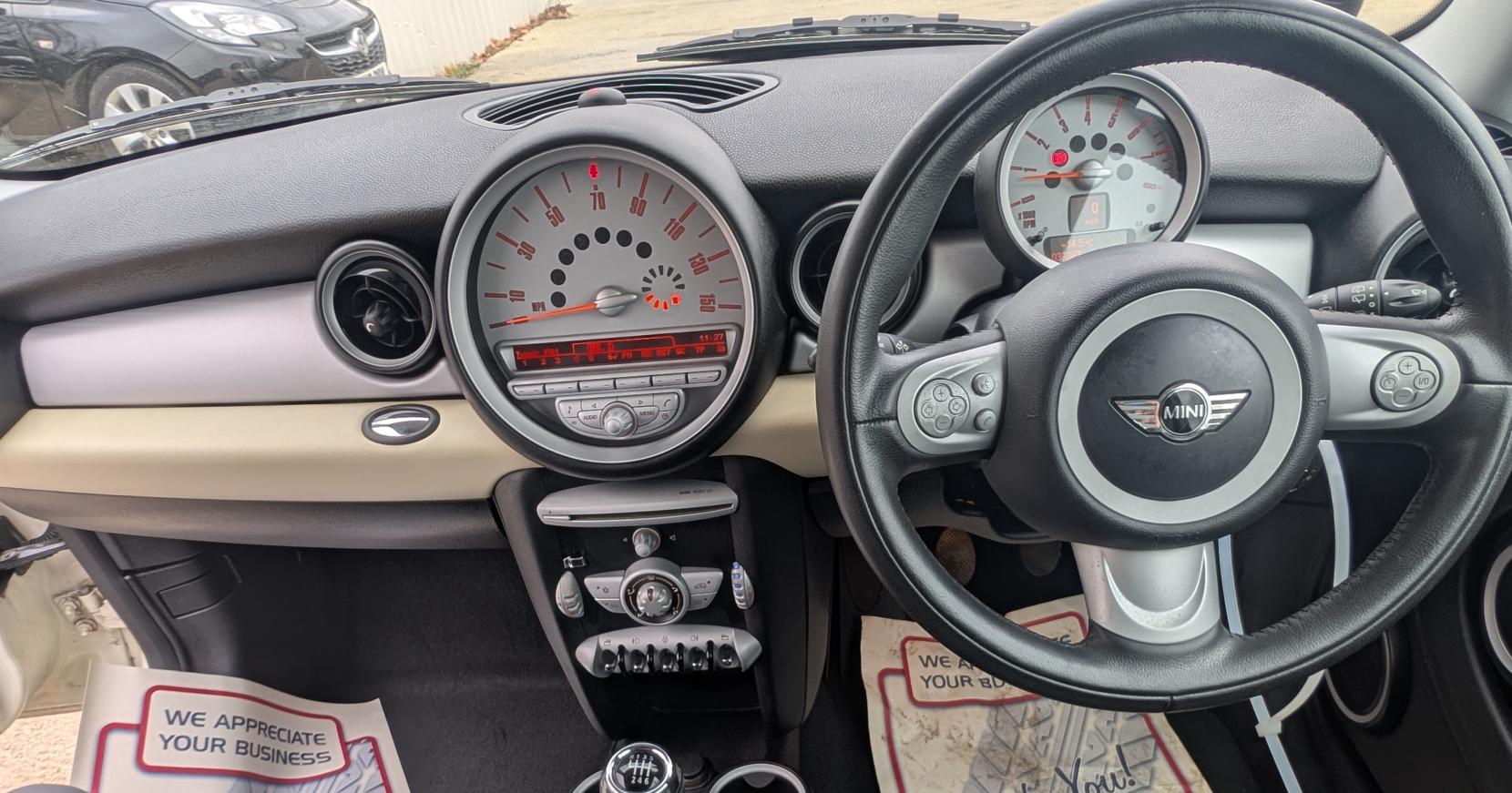 MINI Hatch 1.6 Cooper Hatchback 3dr Petrol Manual Euro 4 (120 ps)