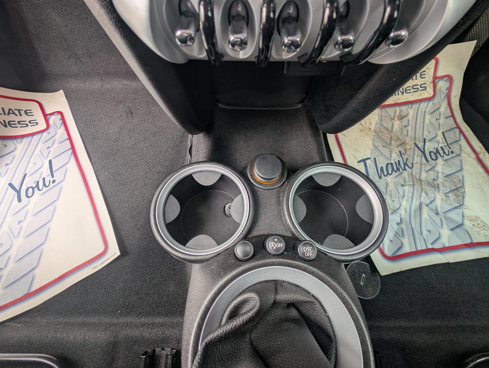 MINI Hatch 1.6 Cooper Hatchback 3dr Petrol Manual Euro 4 (120 ps)