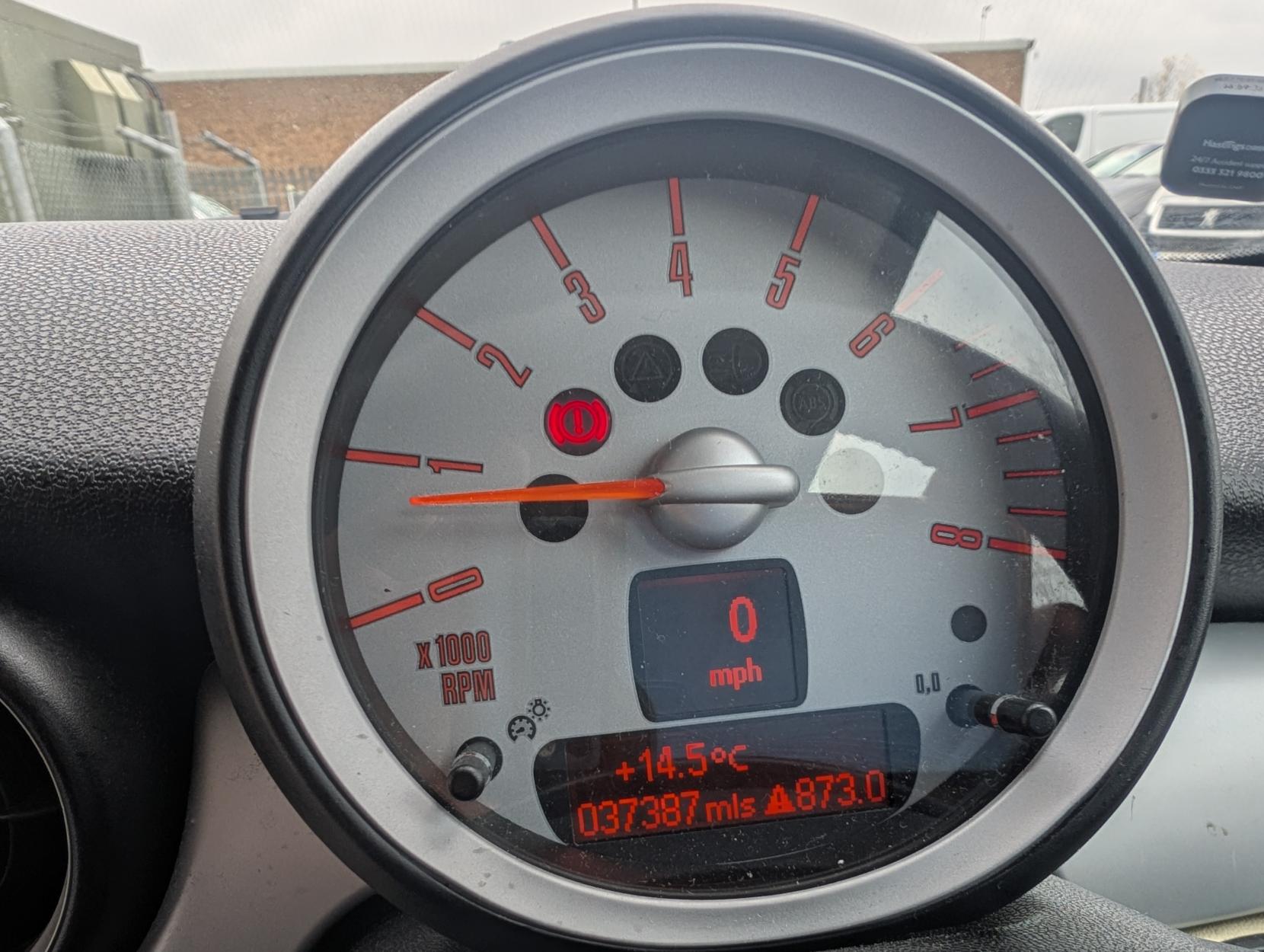 MINI Hatch 1.6 Cooper Hatchback 3dr Petrol Manual Euro 4 (120 ps)