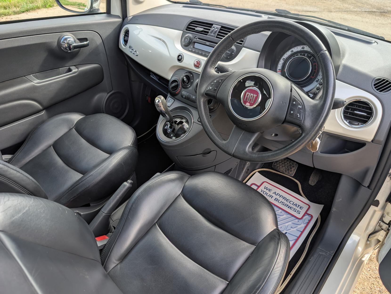 Fiat 500 1.2 Lounge Hatchback 3dr Petrol Dualogic Euro 4 (69 bhp)