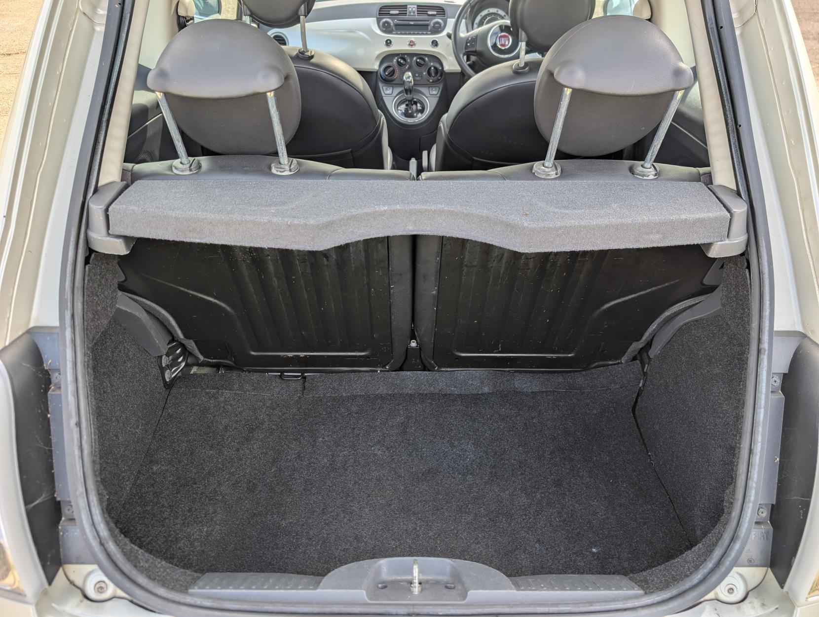 Fiat 500 1.2 Lounge Hatchback 3dr Petrol Dualogic Euro 4 (69 bhp)