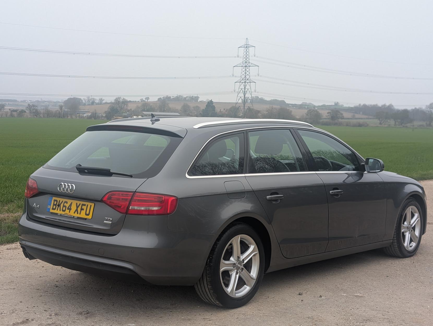 Audi A4 Avant 2.0 TDI ultra SE Technik Estate 5dr Diesel Manual Euro 6 (s/s) (163 ps)