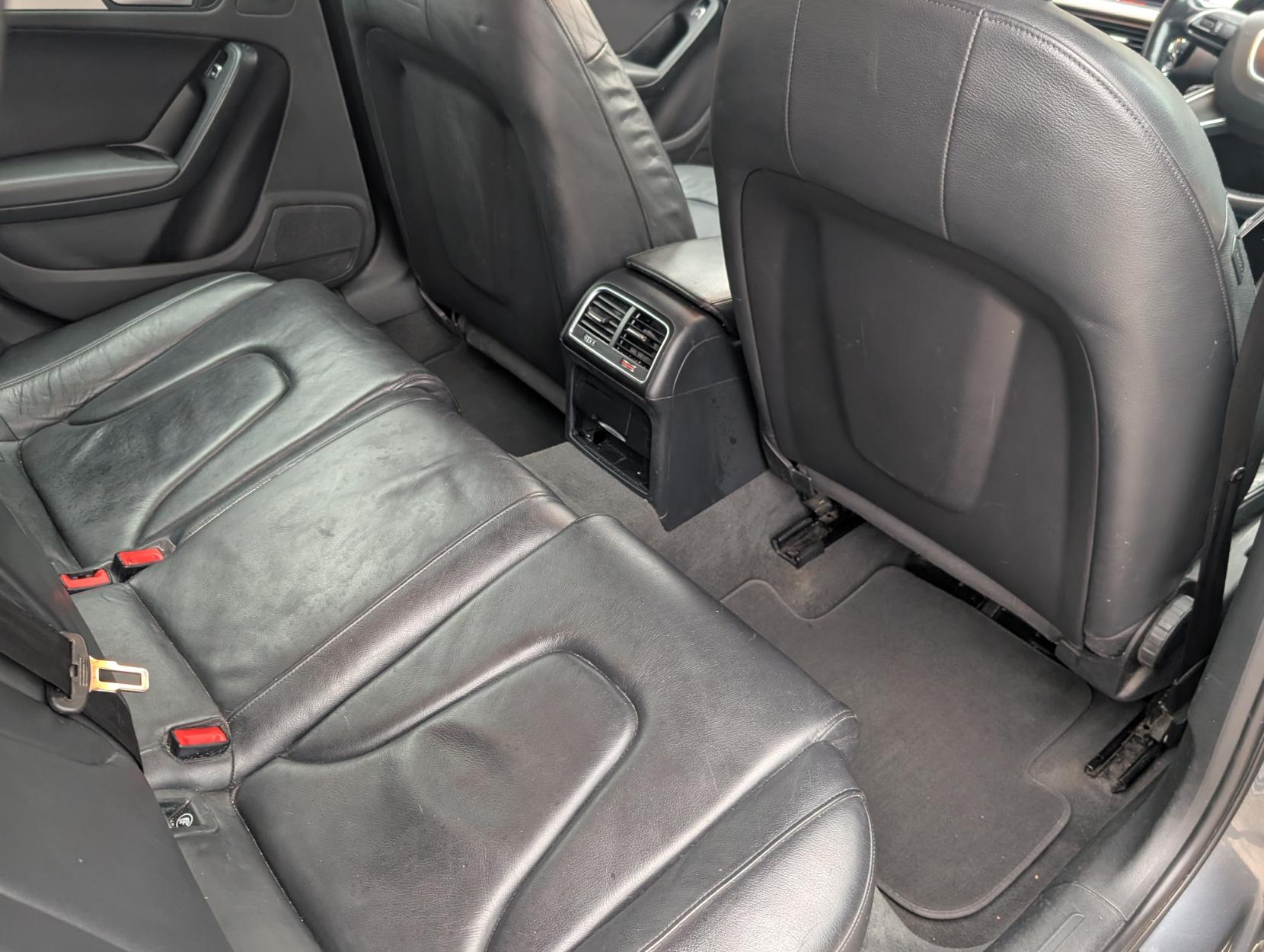 Audi A4 Avant 2.0 TDI ultra SE Technik Estate 5dr Diesel Manual Euro 6 (s/s) (163 ps)