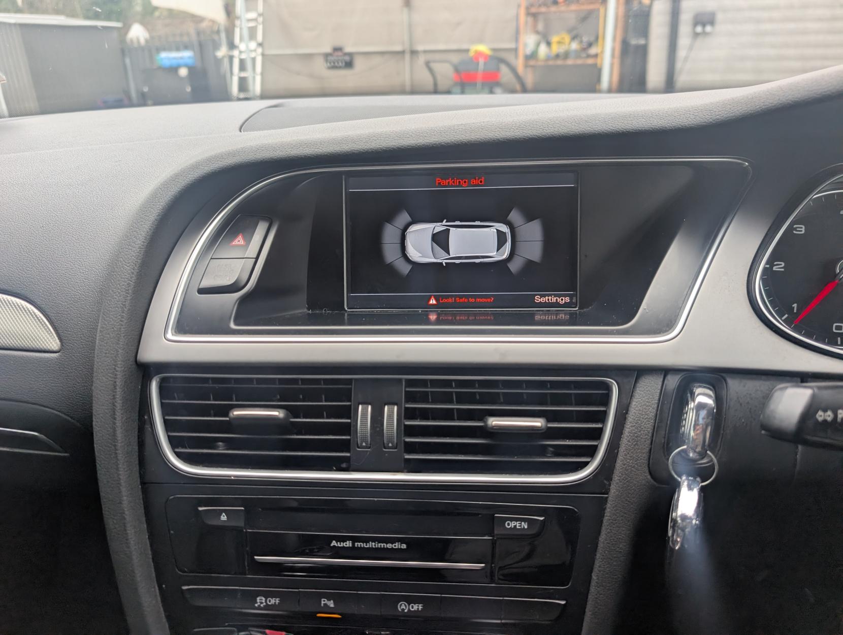 Audi A4 Avant 2.0 TDI ultra SE Technik Estate 5dr Diesel Manual Euro 6 (s/s) (163 ps)