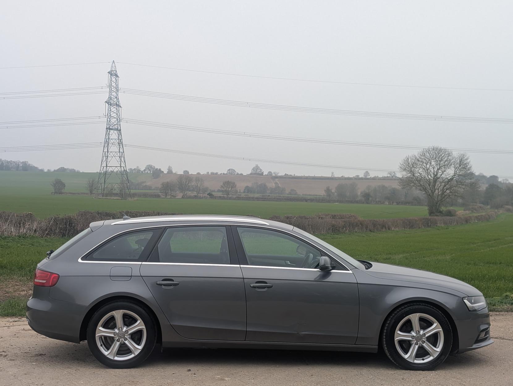 Audi A4 Avant 2.0 TDI ultra SE Technik Estate 5dr Diesel Manual Euro 6 (s/s) (163 ps)