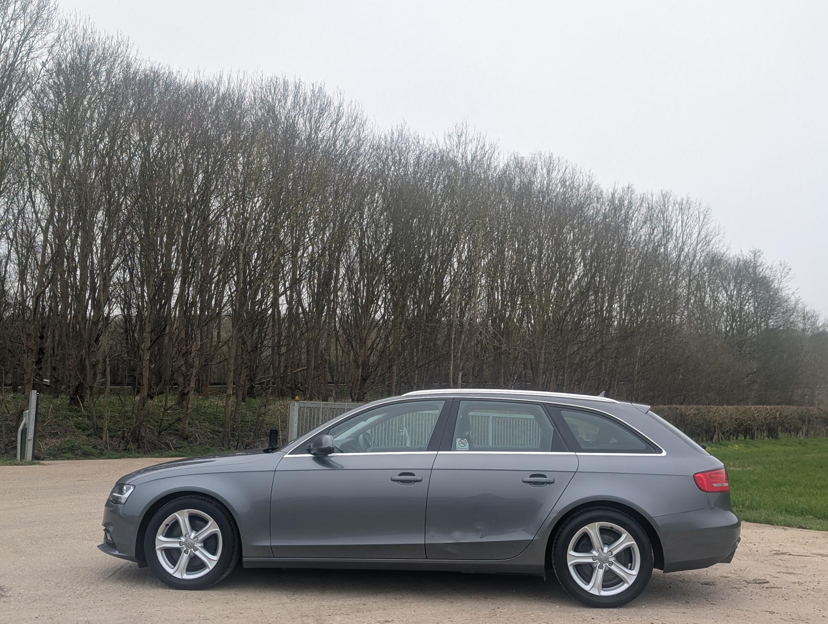Audi A4 Avant 2.0 TDI ultra SE Technik Estate 5dr Diesel Manual Euro 6 (s/s) (163 ps)