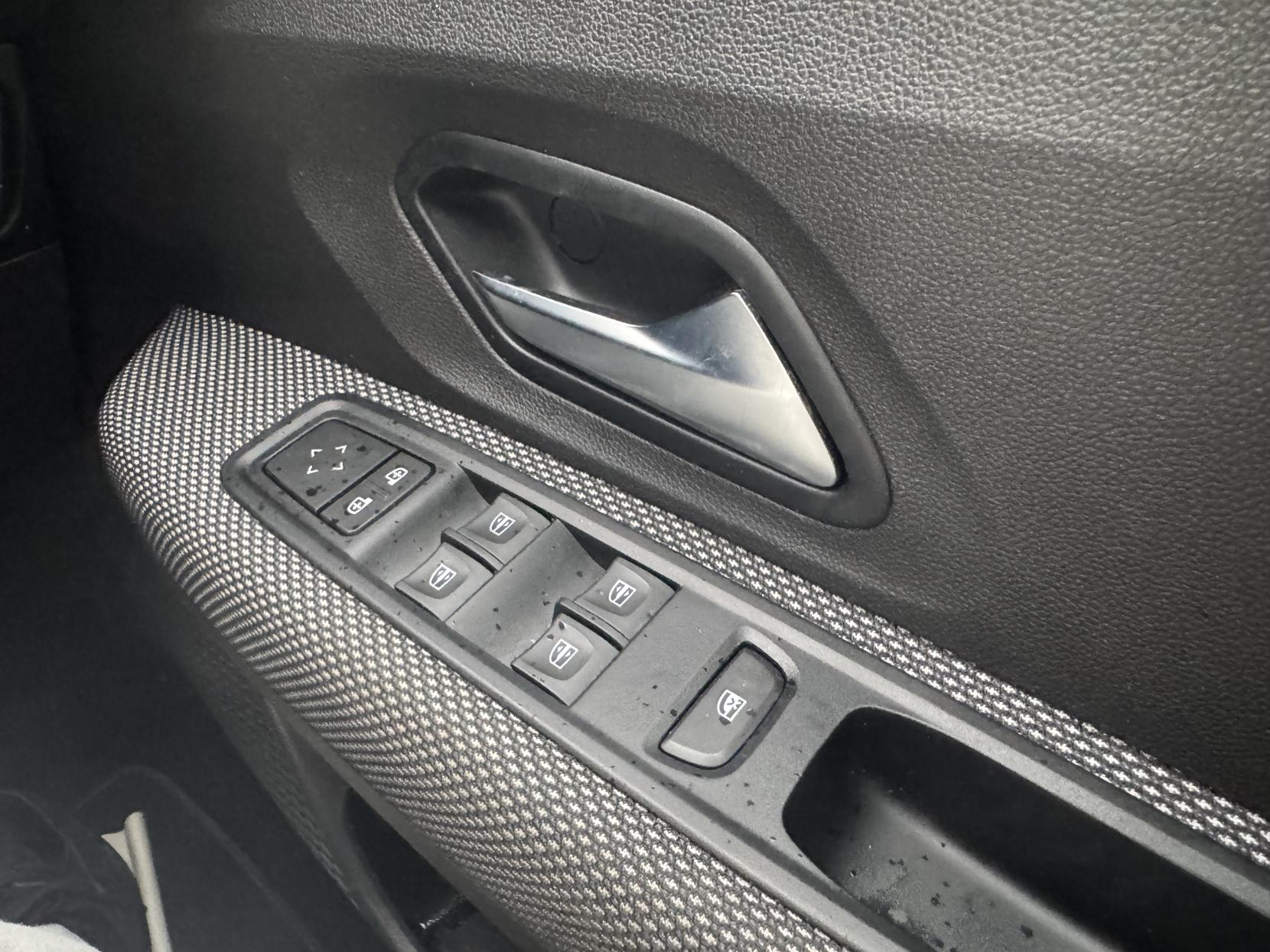 Dacia Sandero 1.0 TCe Comfort Hatchback 5dr Petrol Manual Euro 6 (s/s) (90 ps)