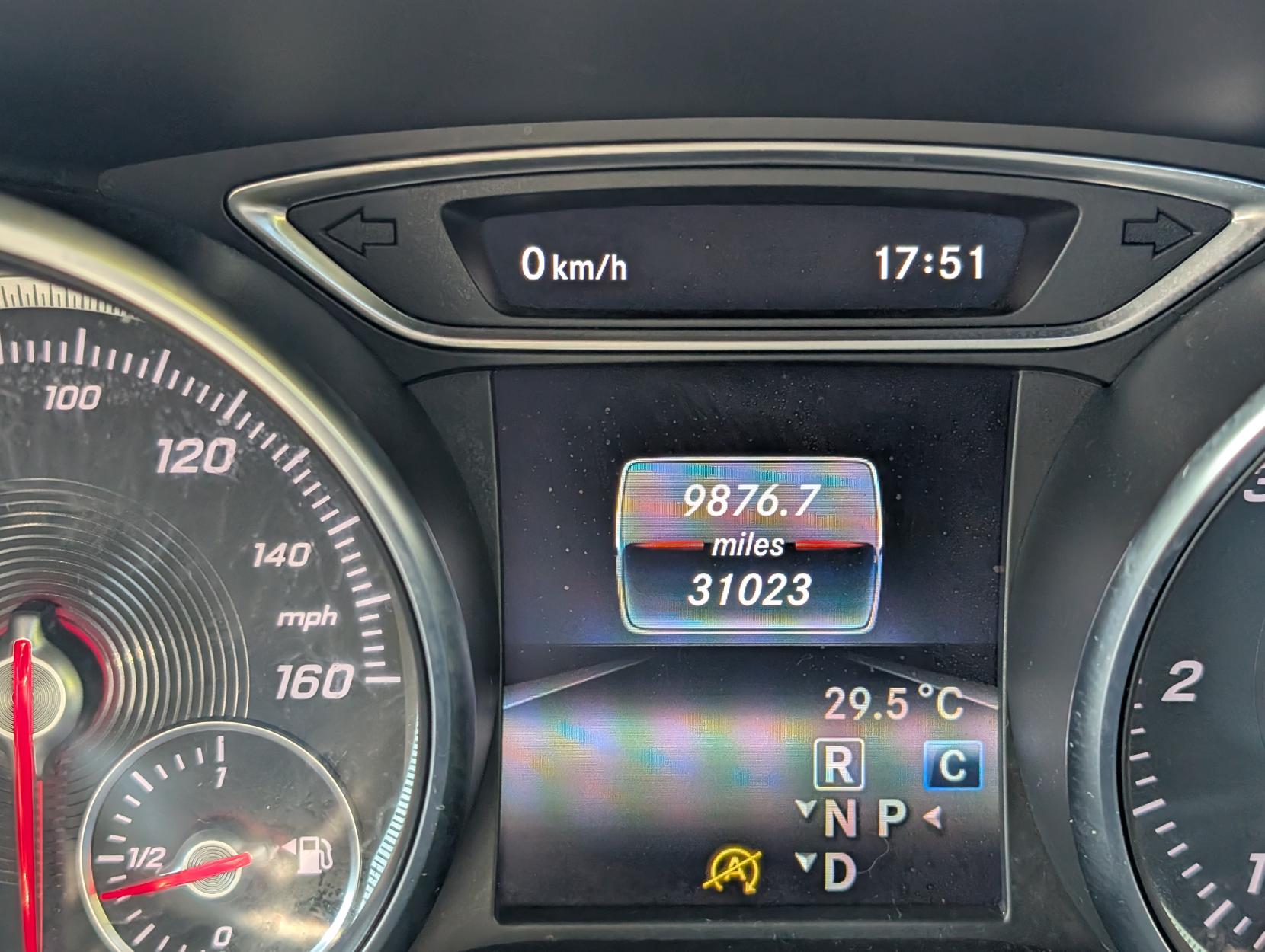 Mercedes-Benz GLA 2.1 GLA200d AMG Line (Premium Plus) SUV 5dr Diesel 7G-DCT Euro 6 (s/s) (136 ps)