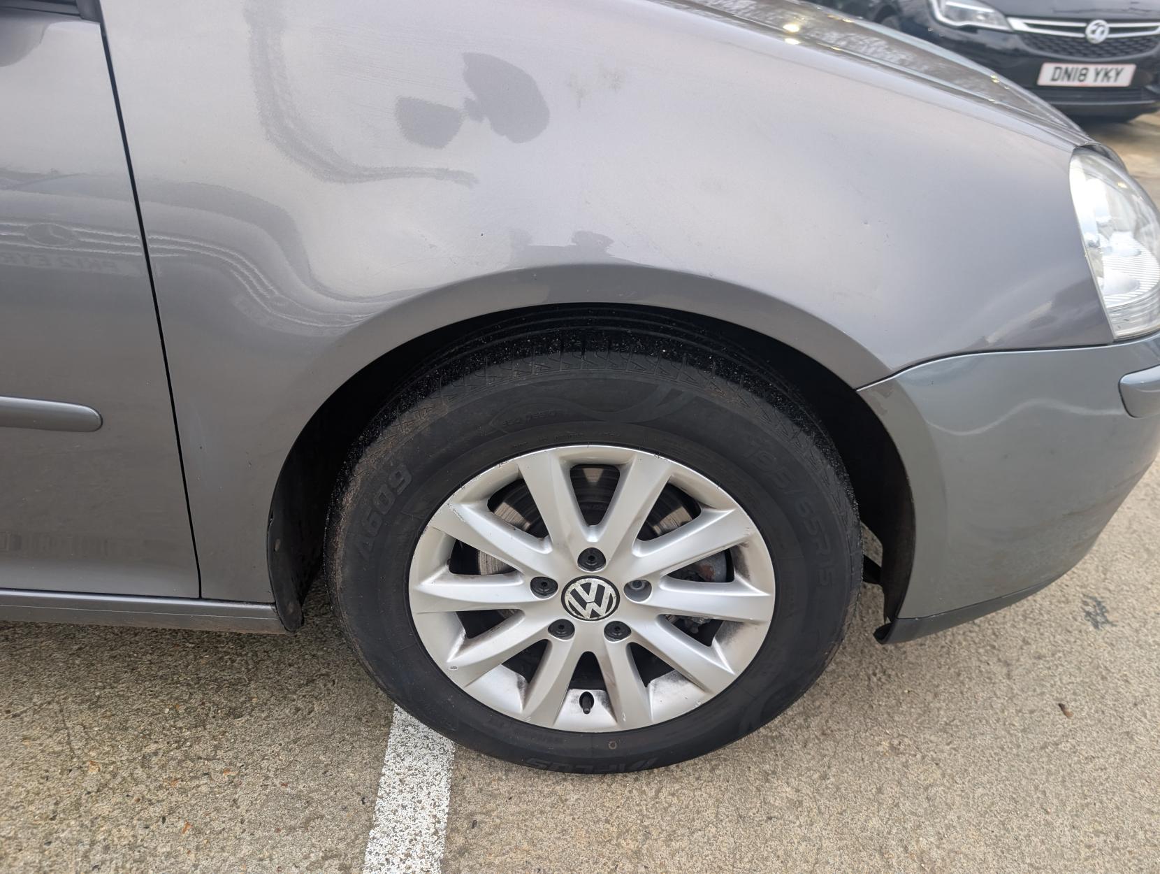 Volkswagen Golf 1.9 TDI Match Hatchback 5dr Diesel DSG (153 g/km, 103 bhp)