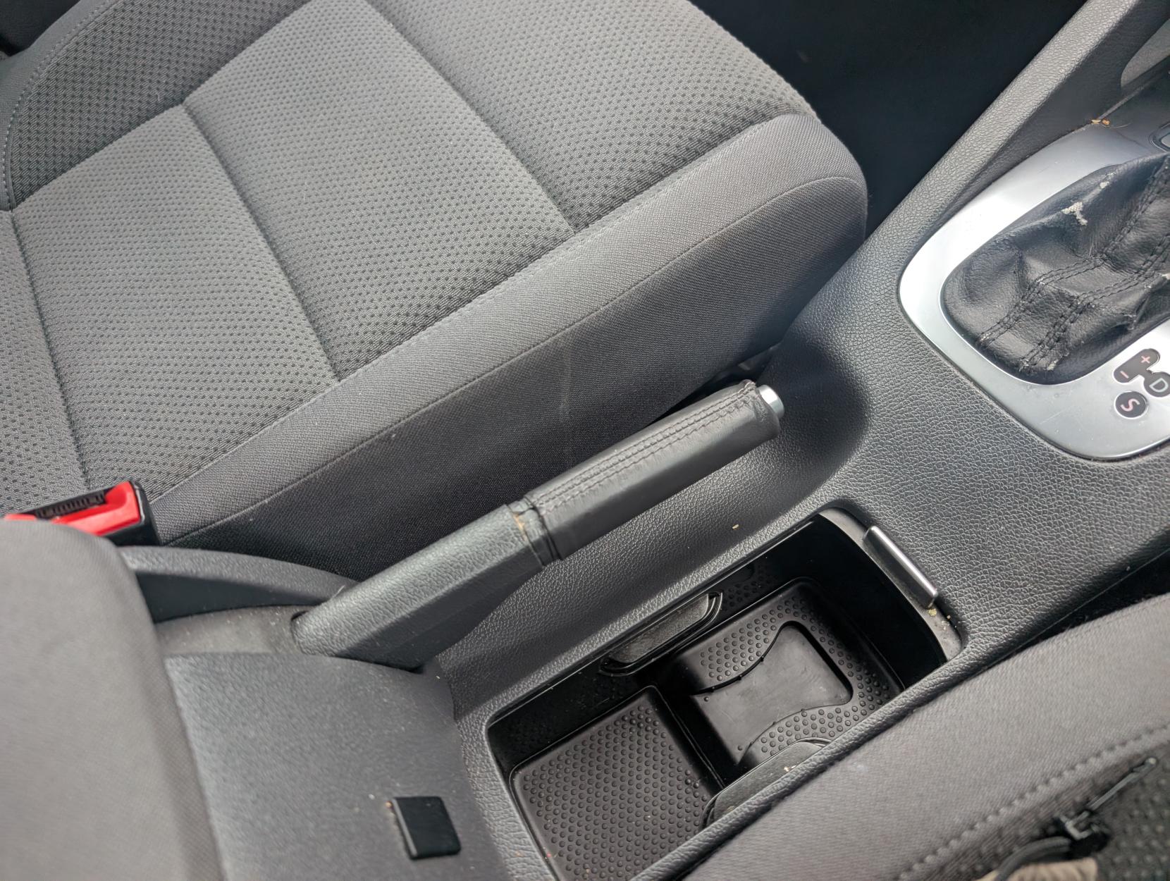 Volkswagen Golf 1.9 TDI Match Hatchback 5dr Diesel DSG (153 g/km, 103 bhp)