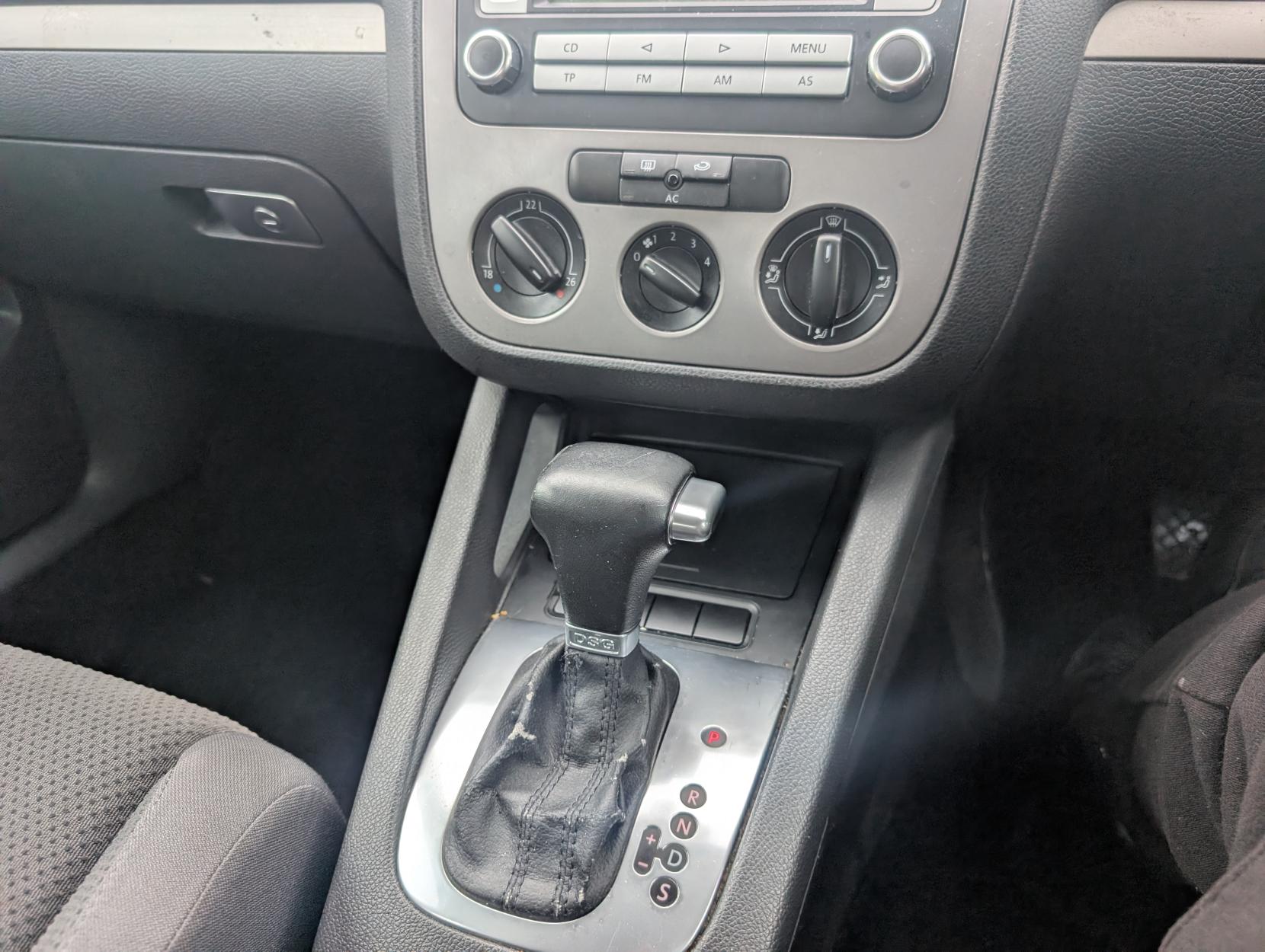 Volkswagen Golf 1.9 TDI Match Hatchback 5dr Diesel DSG (153 g/km, 103 bhp)